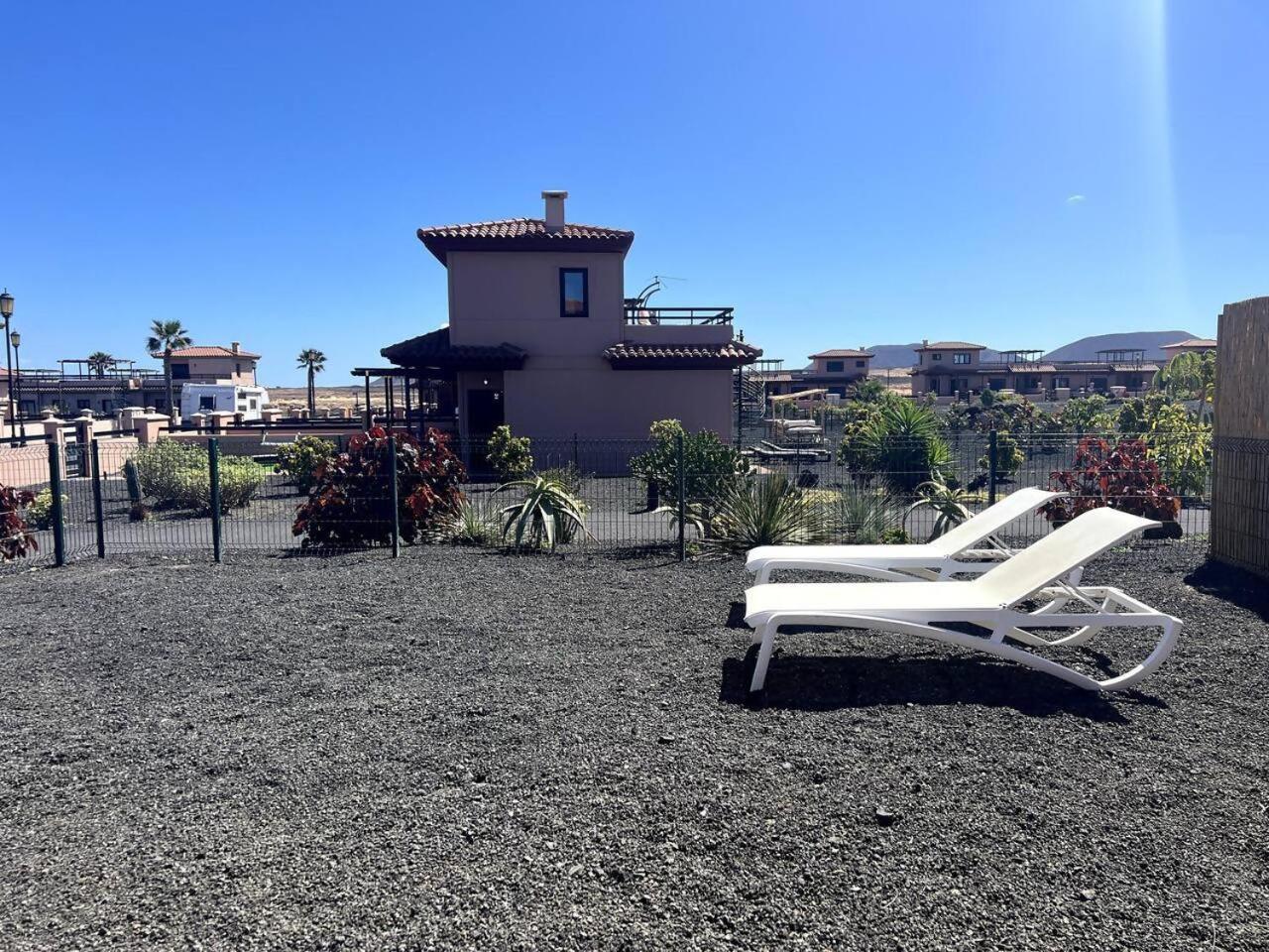 Villa Majanicho Con Piscina Lajares Exterior foto